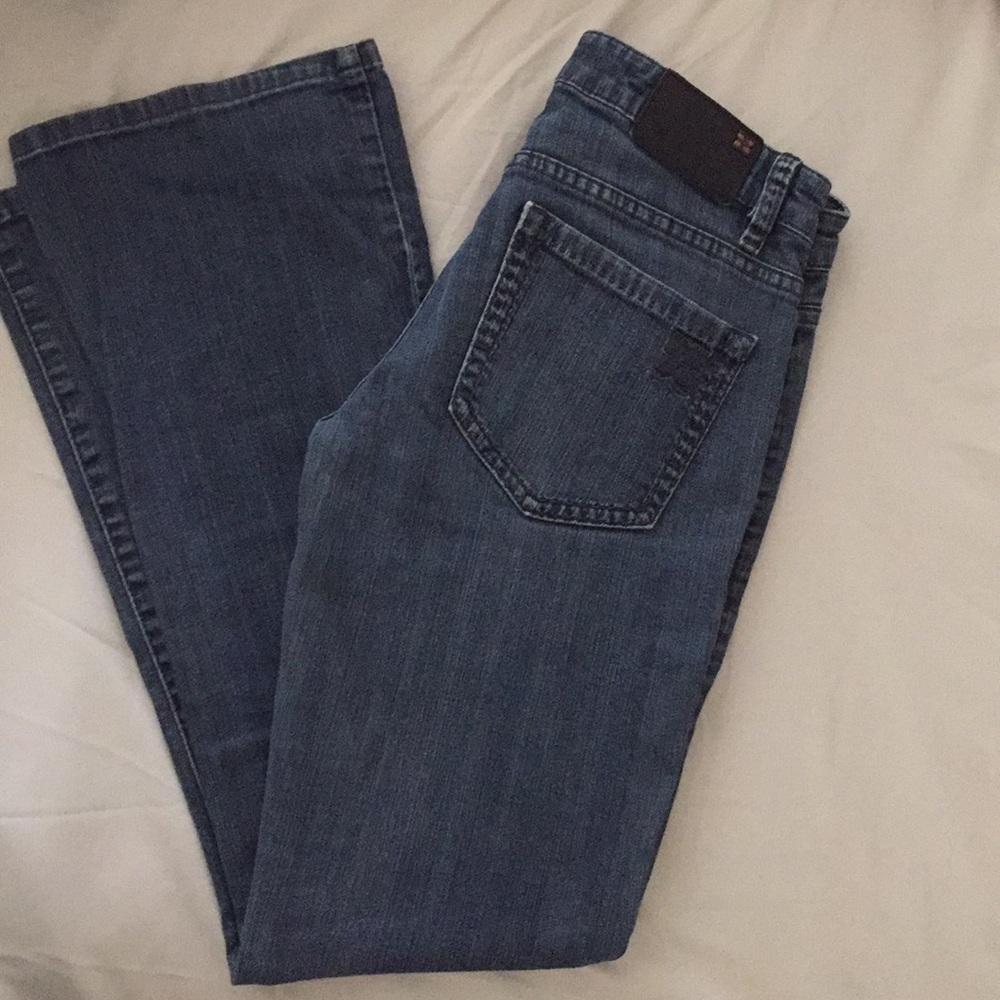 🎈 3/$25 🎈 BCBGMaxAzria bootcut jeans